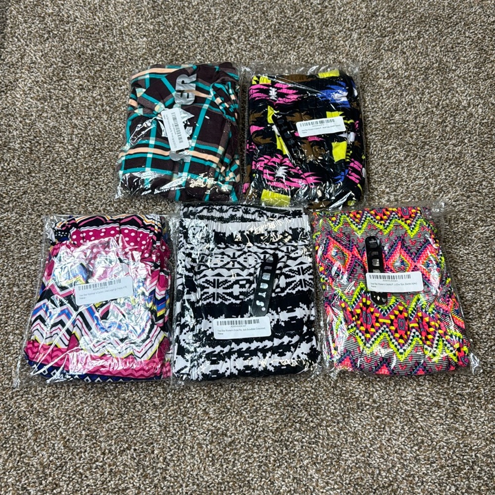 5-Pack Leggings Colorful Variety. One Size. NWT.